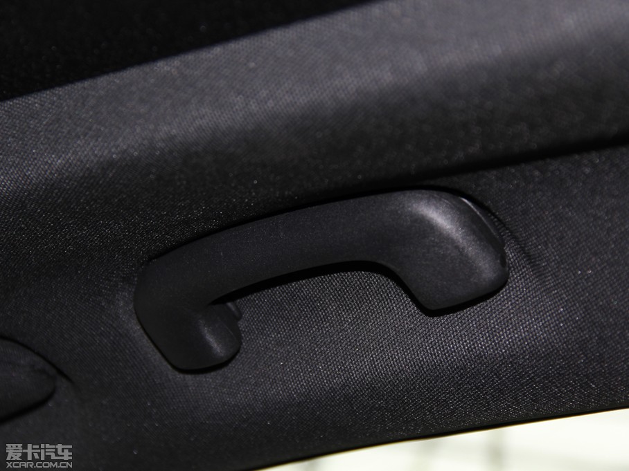 2014R˹300C(M) 3.0L ׿Խ