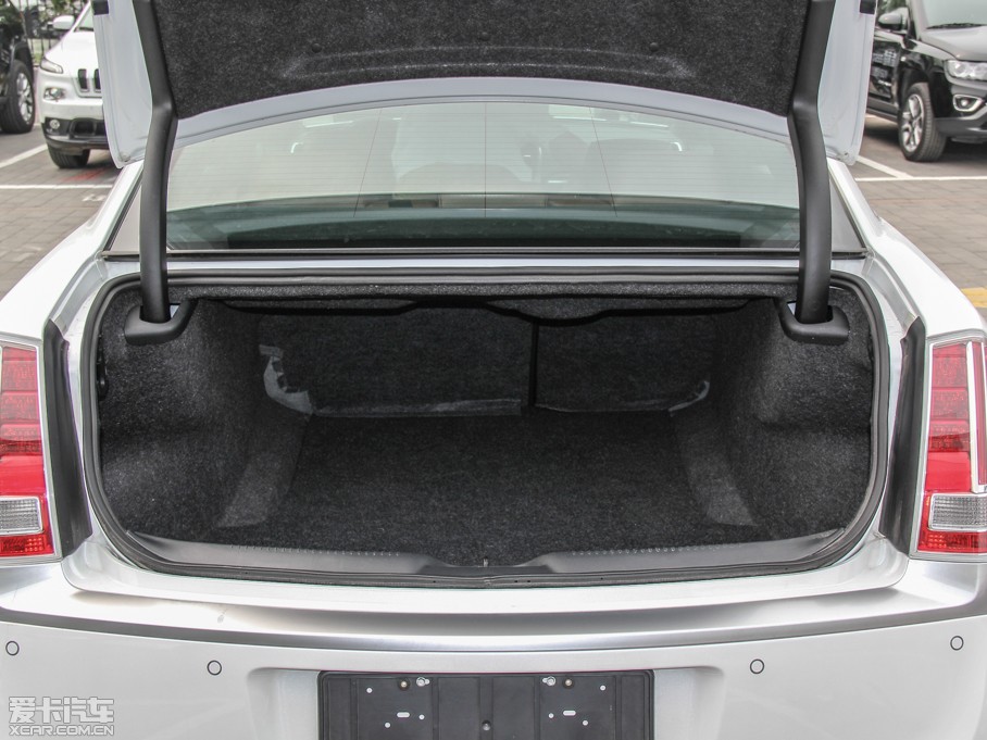 2014R˹300C(M) 3.0L ׿Խ