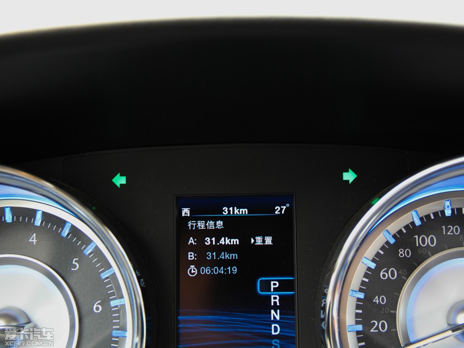 2014R˹300C(M) 3.0L ׿Խ