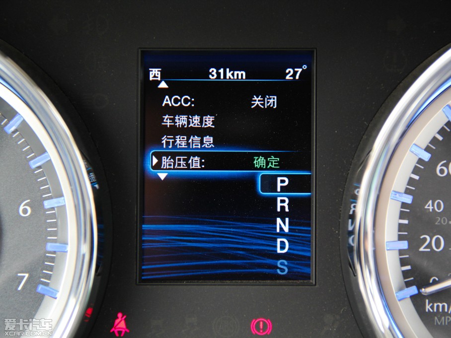 2014R˹300C(M) 3.0L ׿Խ