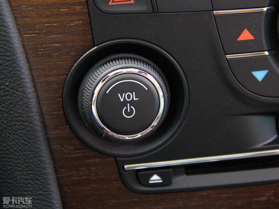 2014R˹300C(M) 3.0L ׿Խ