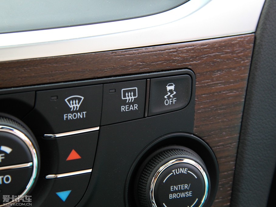 2014R˹300C(M) 3.0L ׿Խ