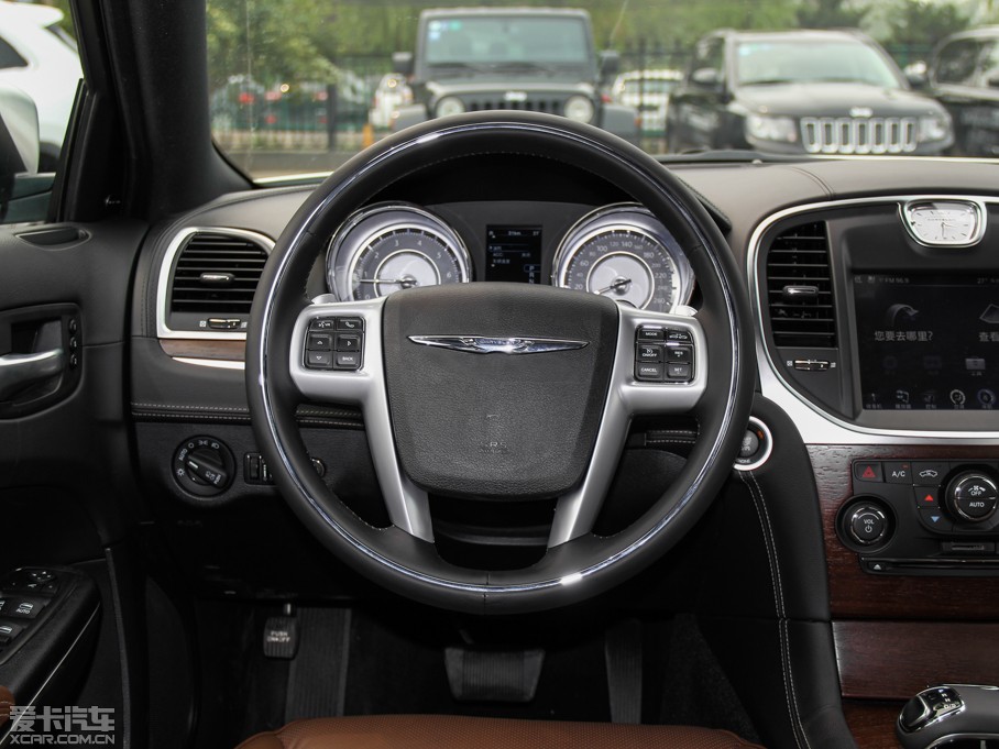 2014R˹300C(M) 3.0L ׿Խ