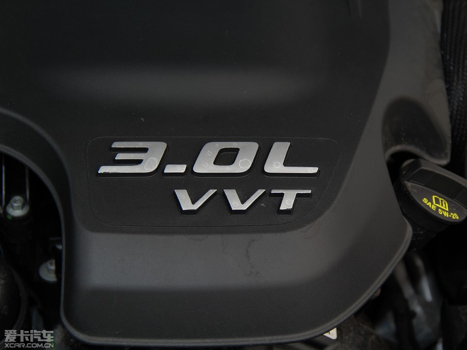 2014R˹300C(M) 3.0L ׿Խ