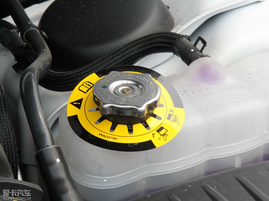 2014R˹300C(M(jn)) 3.0L ׿Խ