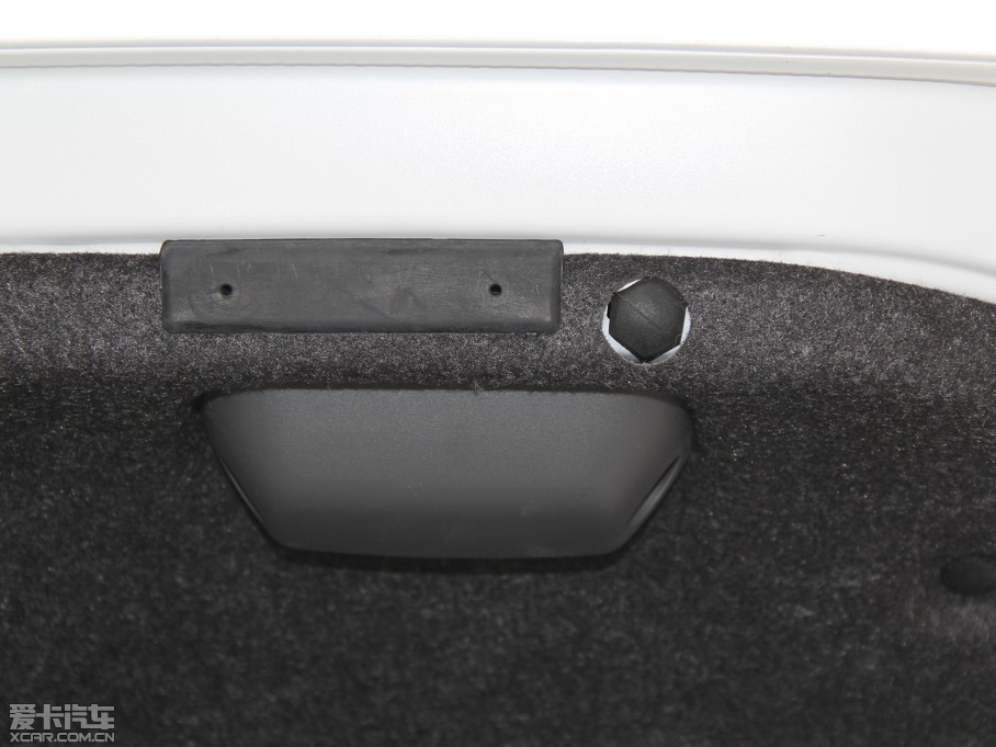 2014R˹300C(M) 3.0L ׿Խ