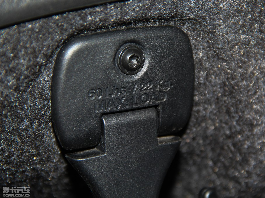 2014R˹300C(M(jn)) 3.0L ׿Խ