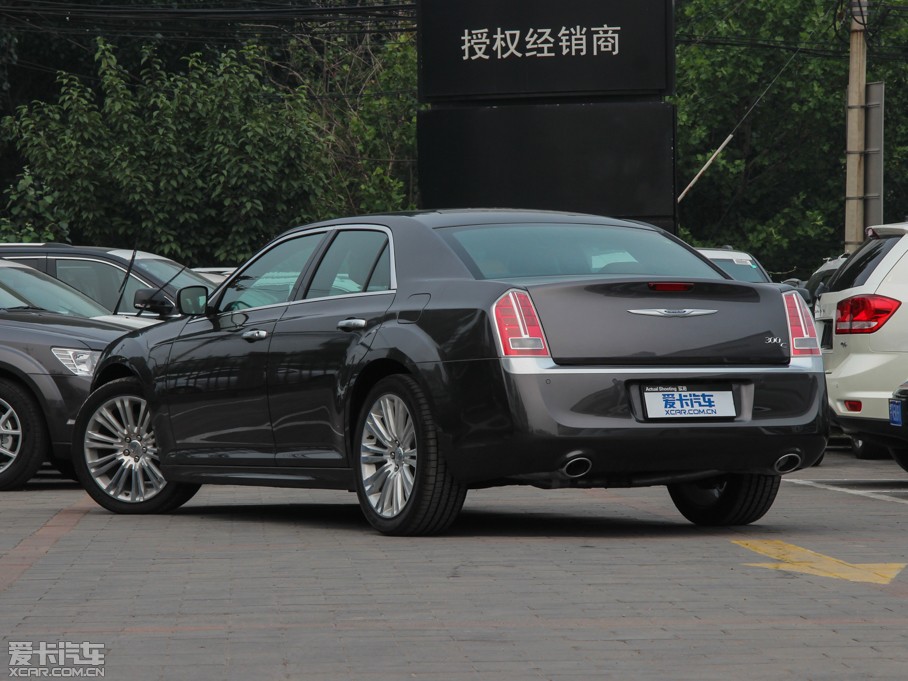 2014R˹300C(M) 3.0L ׿Խ