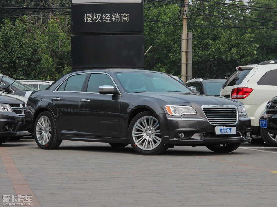 2014R˹300C(M) 3.0L ׿Խ