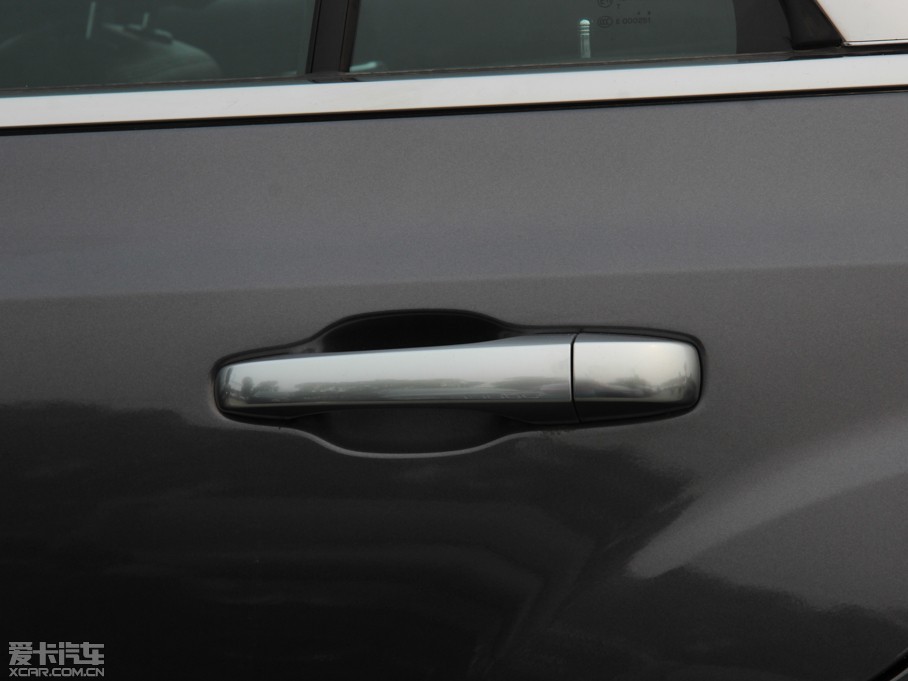 2014R˹300C(M) 3.0L ׿Խ