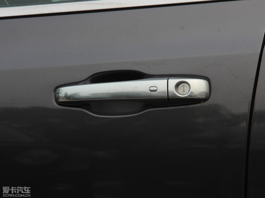 2014R˹300C(M) 3.0L ׿Խ