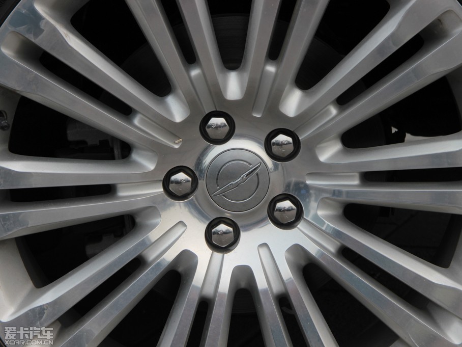 2014R˹300C(M) 3.0L ׿Խ