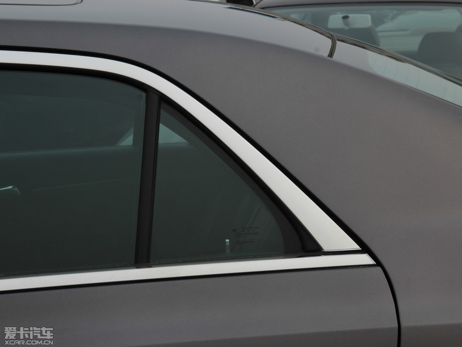 2014R˹300C(M(jn)) 3.0L ׿Խ