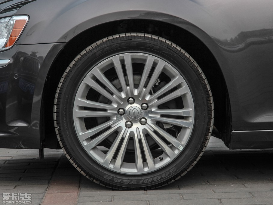 2014R˹300C(M) 3.0L ׿Խ