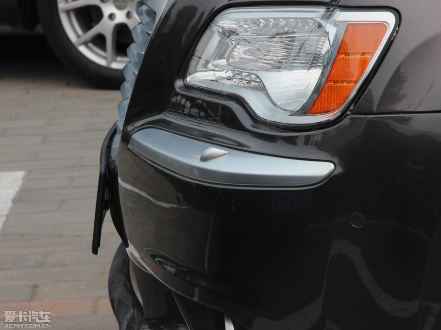 2014R˹300C(M) 3.0L ׿Խ