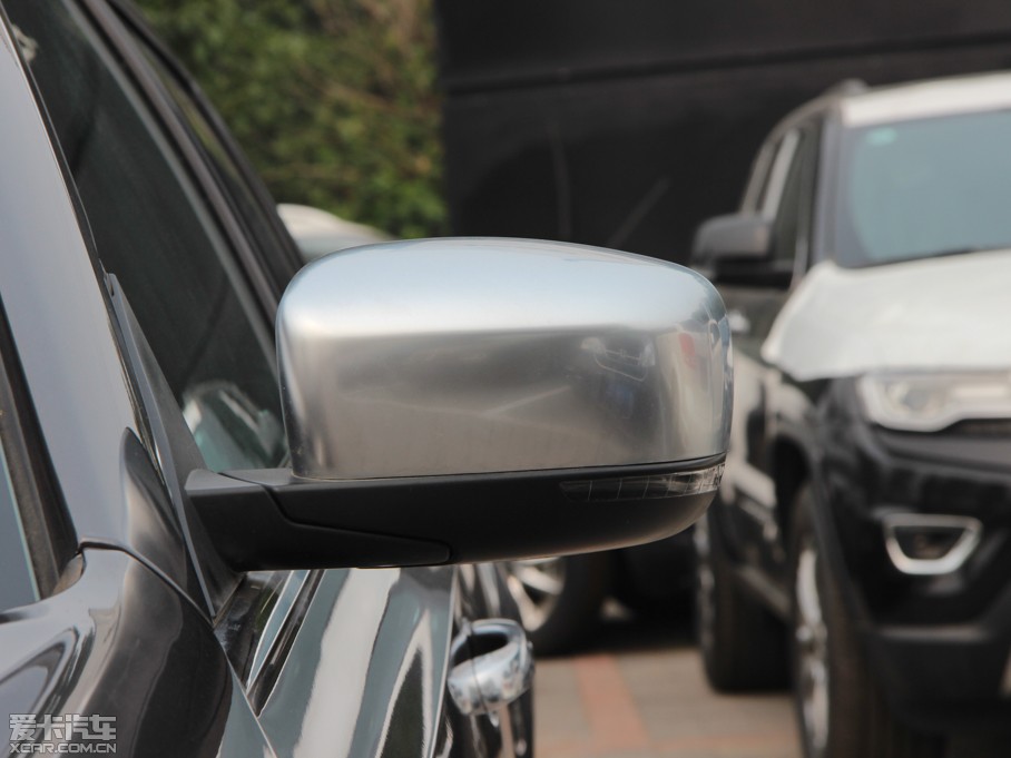 2014R˹300C(M) 3.0L ׿Խ