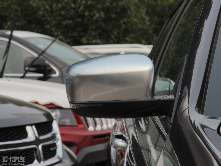 2014R˹300C(M) 3.0L ׿Խ