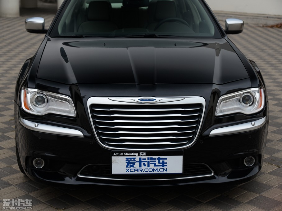 2014R˹300C(M(jn)) 3.0L ׿Խ