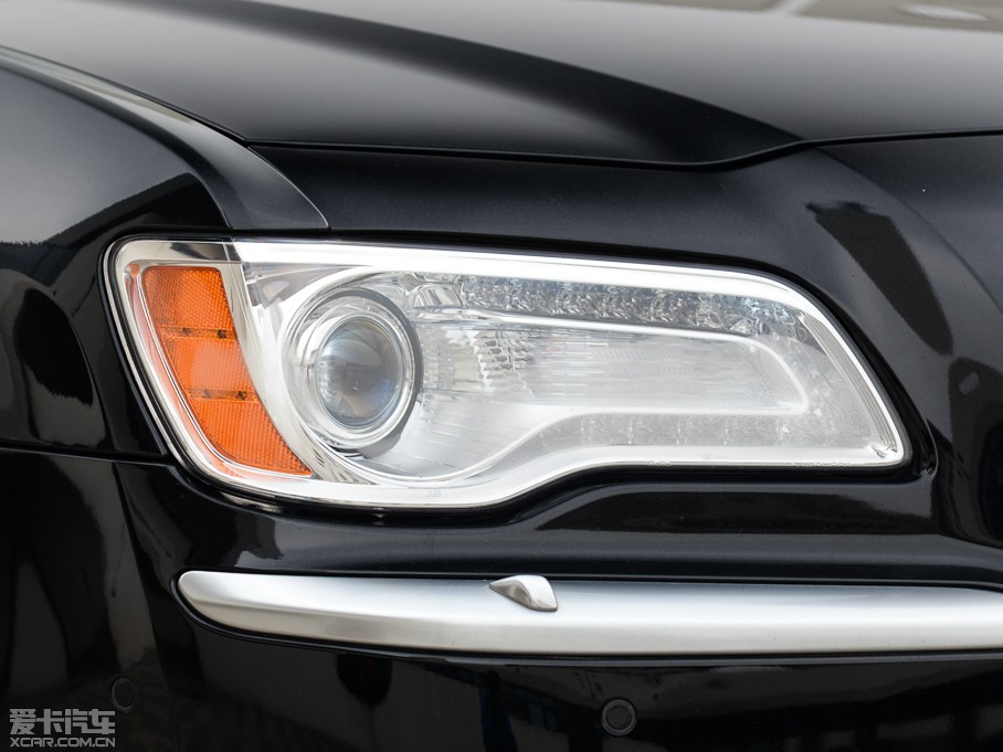 2014R˹300C(M) 3.0L ׿Խ