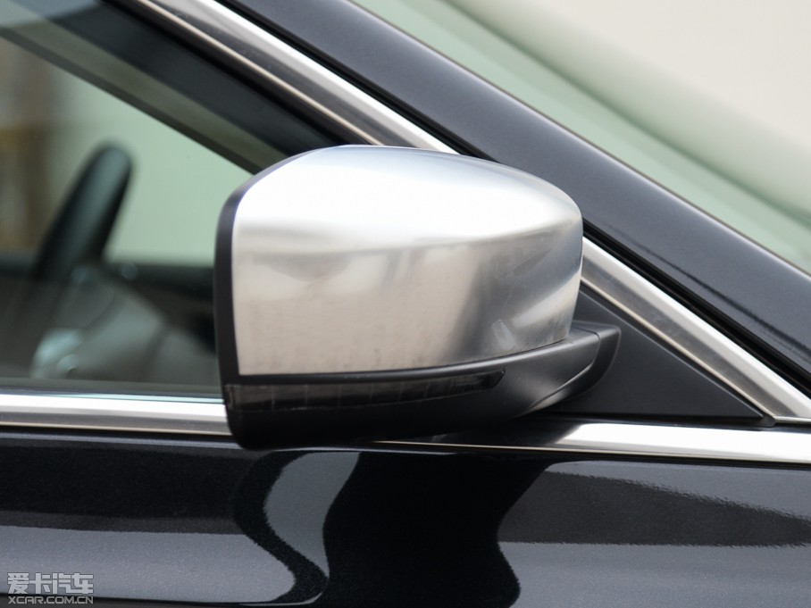 2014R˹300C(M(jn)) 3.0L ׿Խ