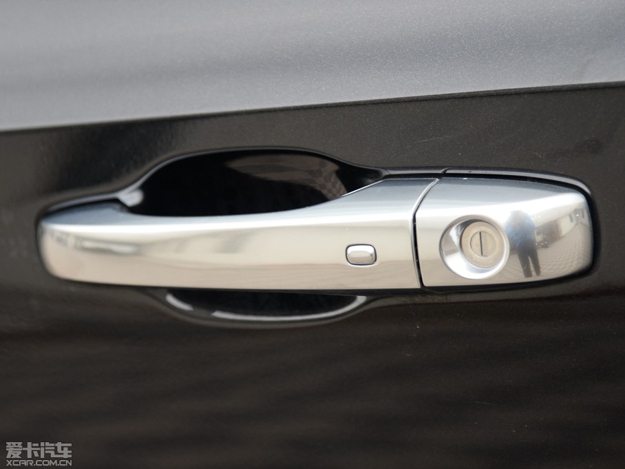 2014R˹300C(M) 3.0L ׿Խ