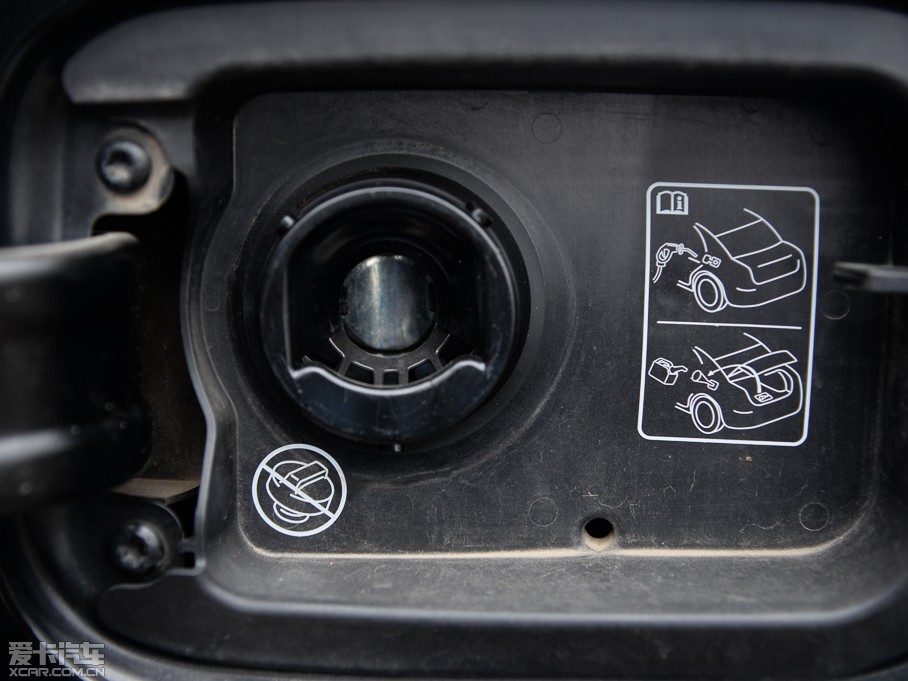 2014R˹300C(M) 3.0L ׿Խ