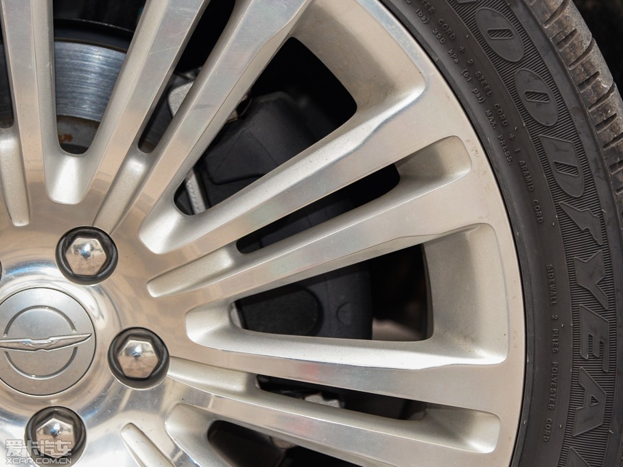 2014R˹300C(M) 3.0L ׿Խ