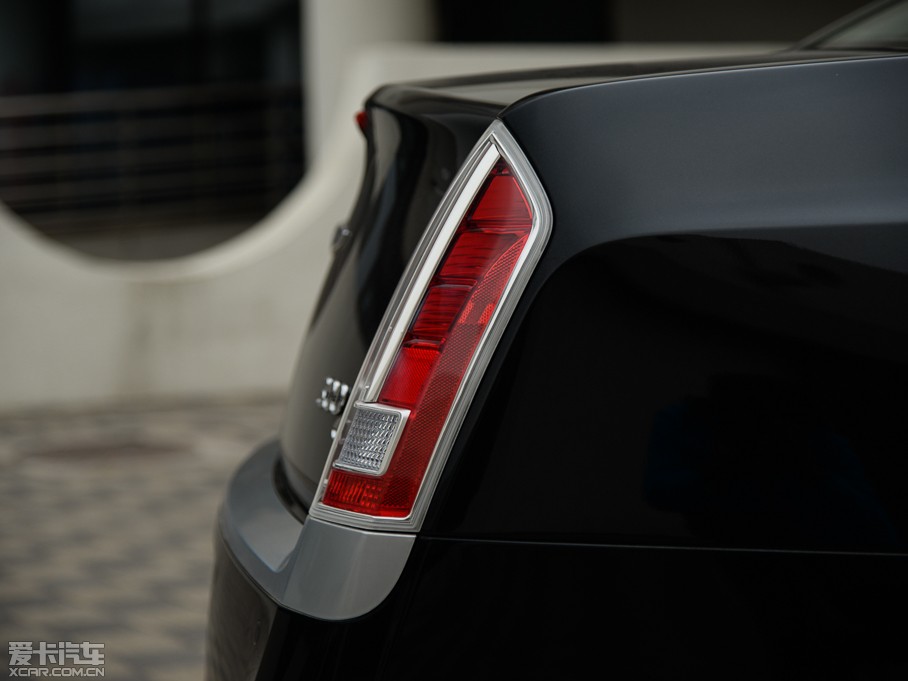 2014R˹300C(M) 3.0L ׿Խ