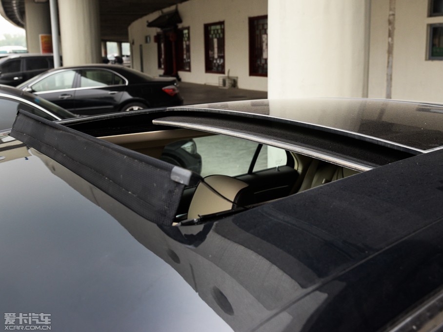 2014R˹300C(M) 3.0L ׿Խ