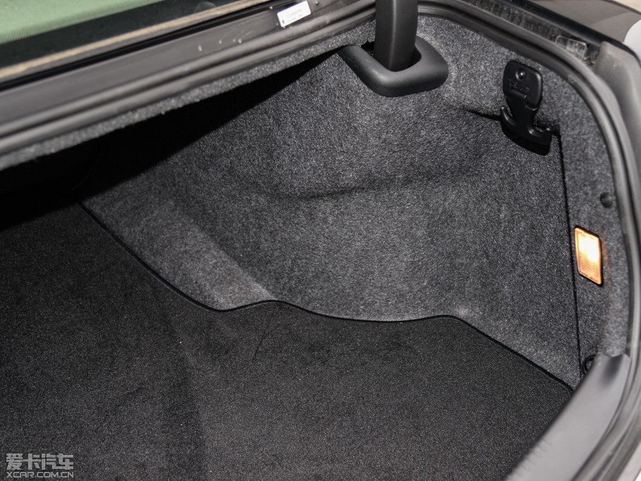 2014R˹300C(M) 3.0L ׿Խ