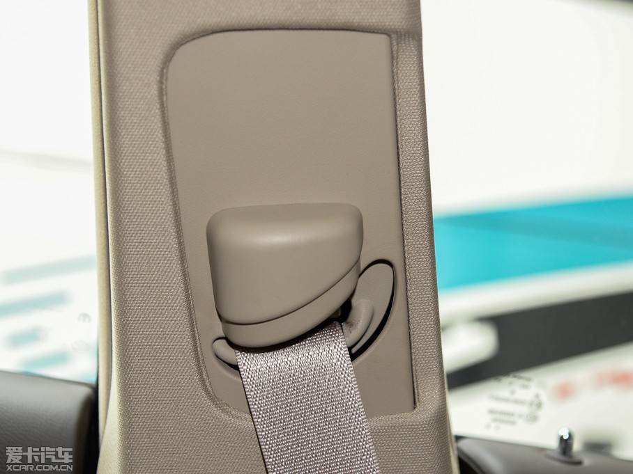 2014R˹300C(M) 3.0L ׿Խ