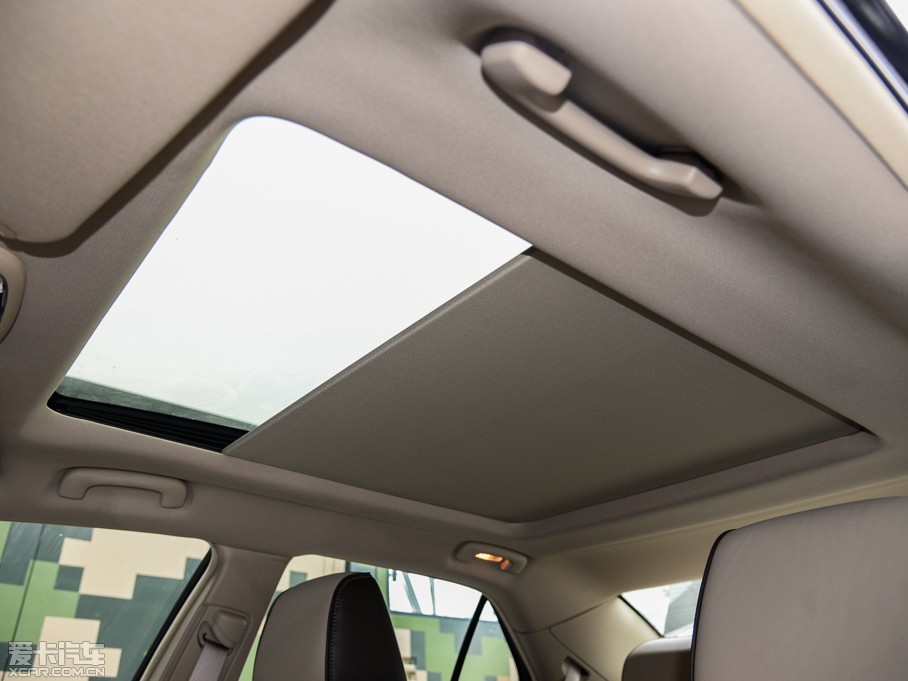 2014R˹300C(M) 3.0L ׿Խ