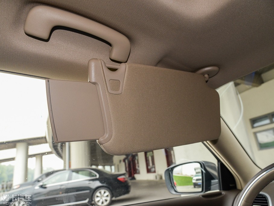 2014R˹300C(M) 3.0L ׿Խ