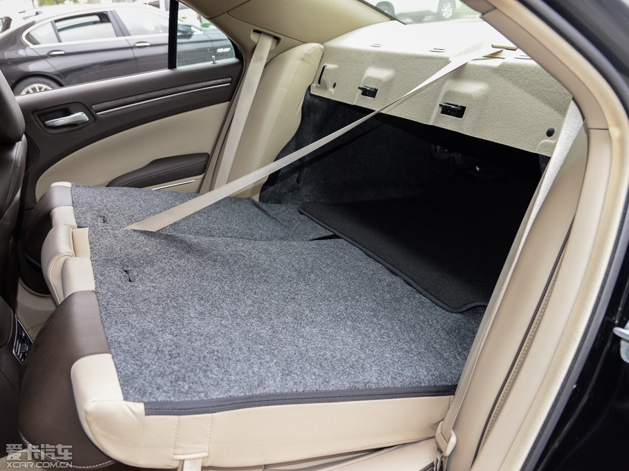 2014R˹300C(M) 3.0L ׿Խ