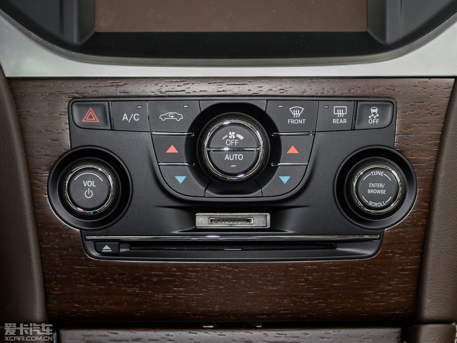 2014R˹300C(M) 3.0L ׿Խ