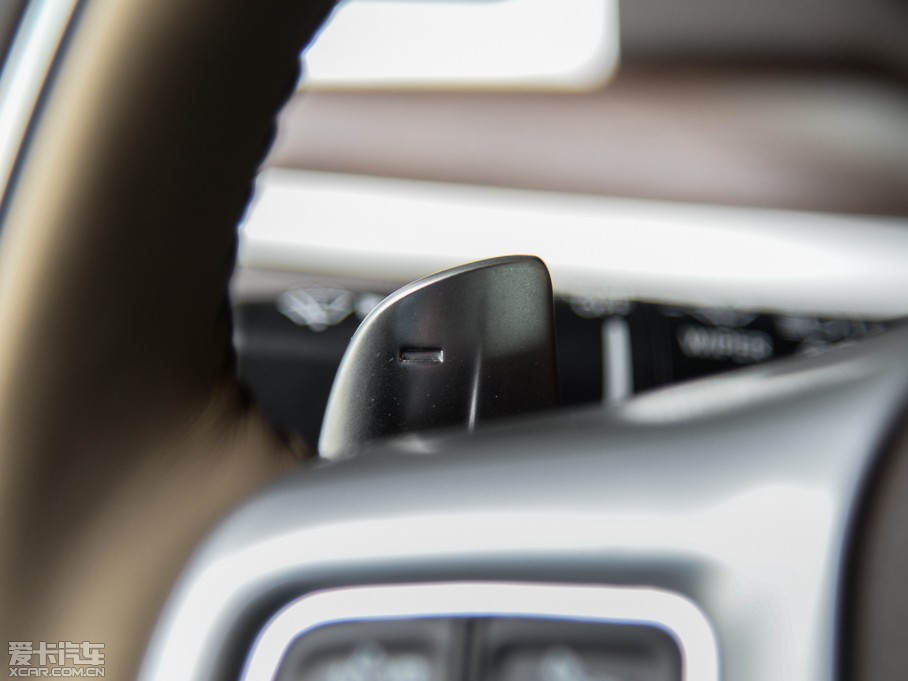 2014R˹300C(M) 3.0L ׿Խ