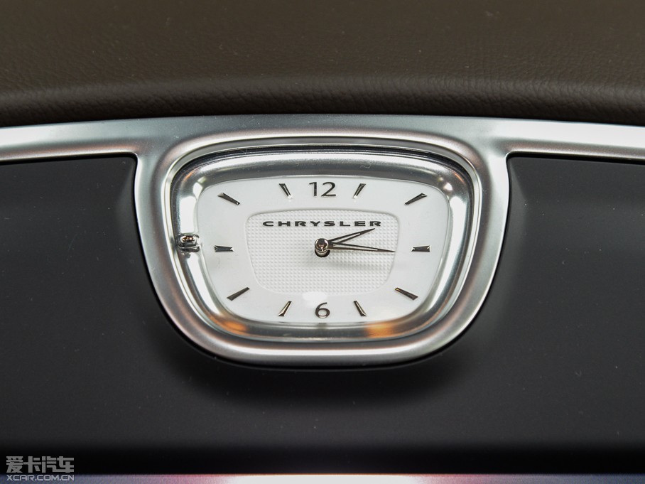 2014R˹300C(M) 3.0L ׿Խ