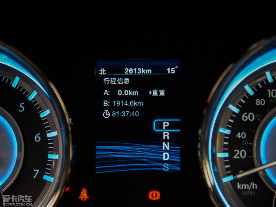 2014R˹300C(M) 3.0L ׿Խ