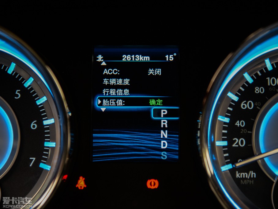 2014R˹300C(M) 3.0L ׿Խ