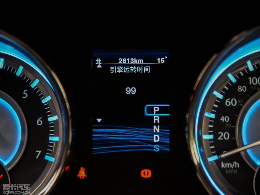 2014R˹300C(M(jn)) 3.0L ׿Խ