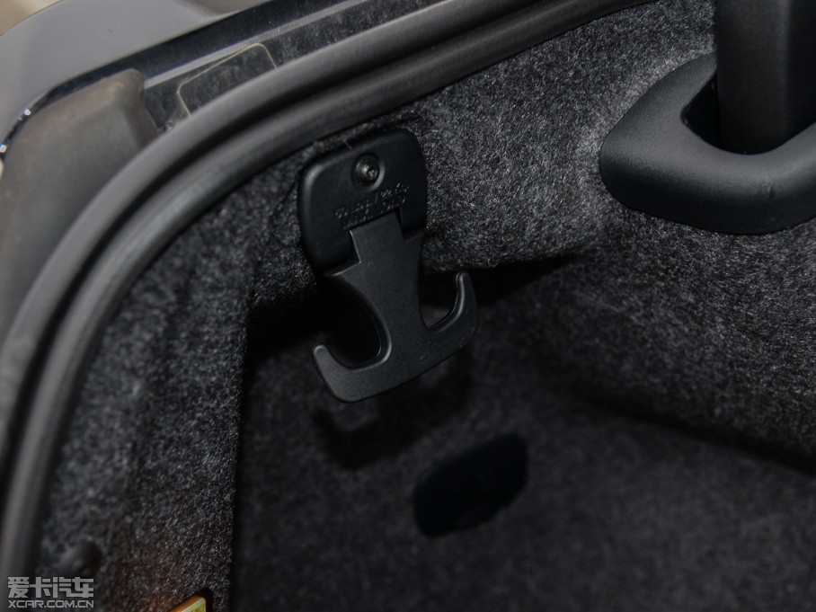 2014R˹300C(M) 3.0L ׿Խ