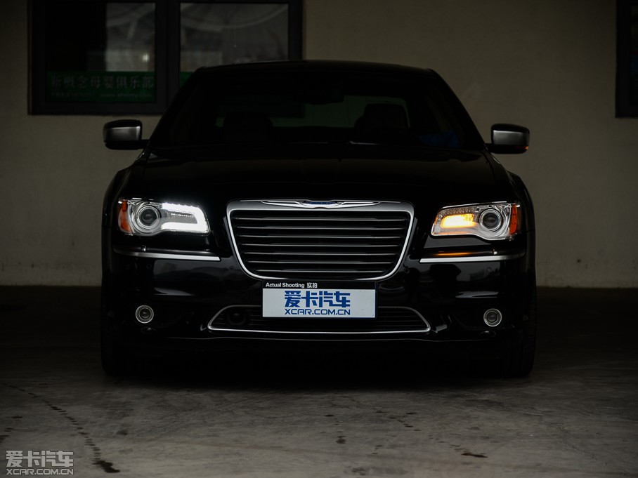2014R˹300C(M) 3.0L ׿Խ