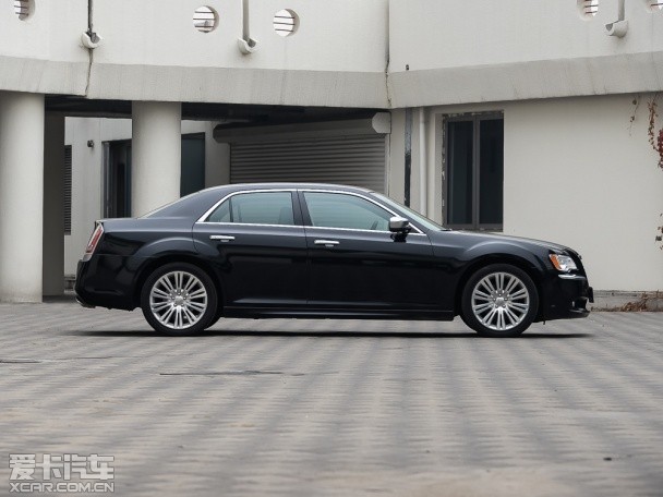 克萊斯勒(進口)2014款克萊斯勒300C