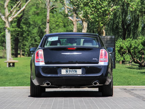 2014款3.0L 卓越版 整体外观