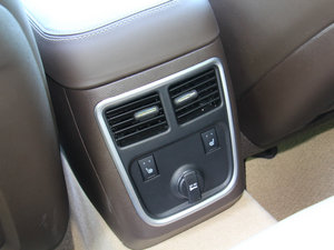 2014款3.0L 卓越版 中控区