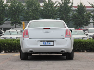 2014款3.0L 卓越版 整体外观