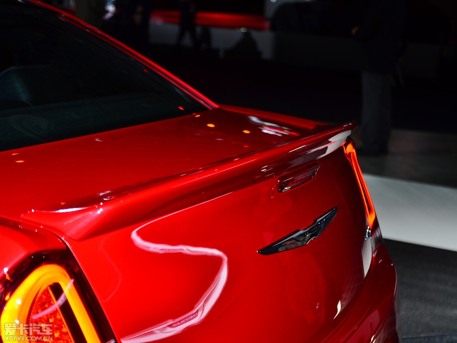 2015R˹300C(M(jn)) S