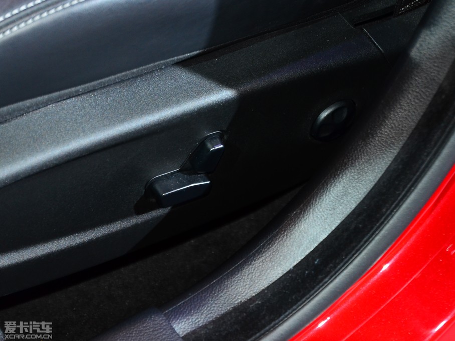 2015R˹300C(M(jn)) S