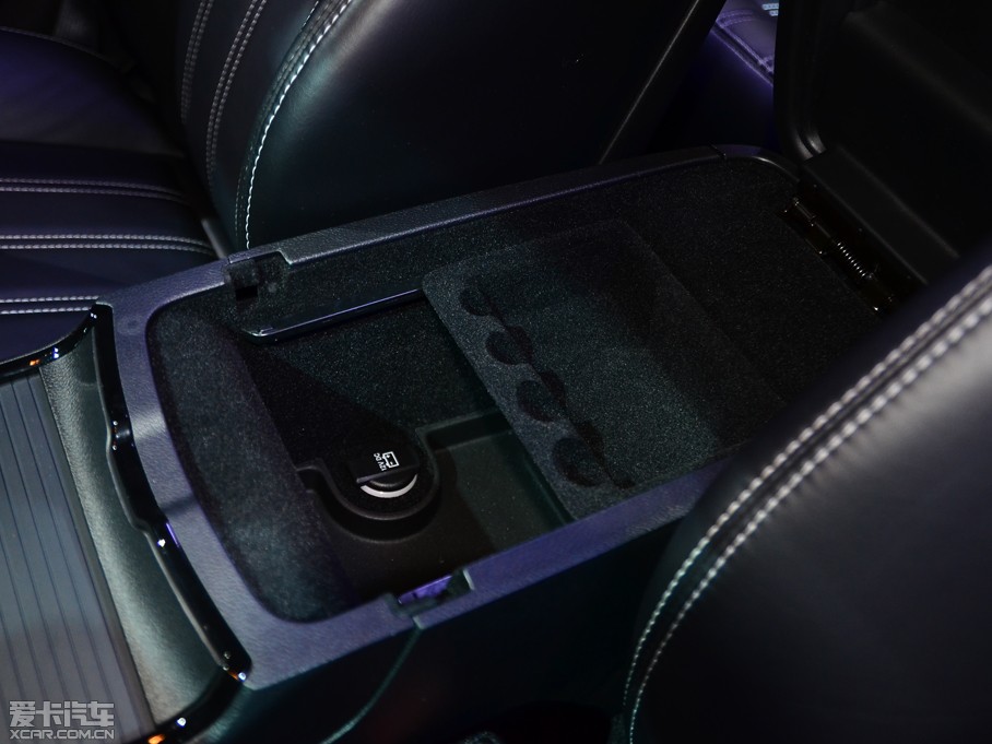 2015R˹300C(M(jn)) S