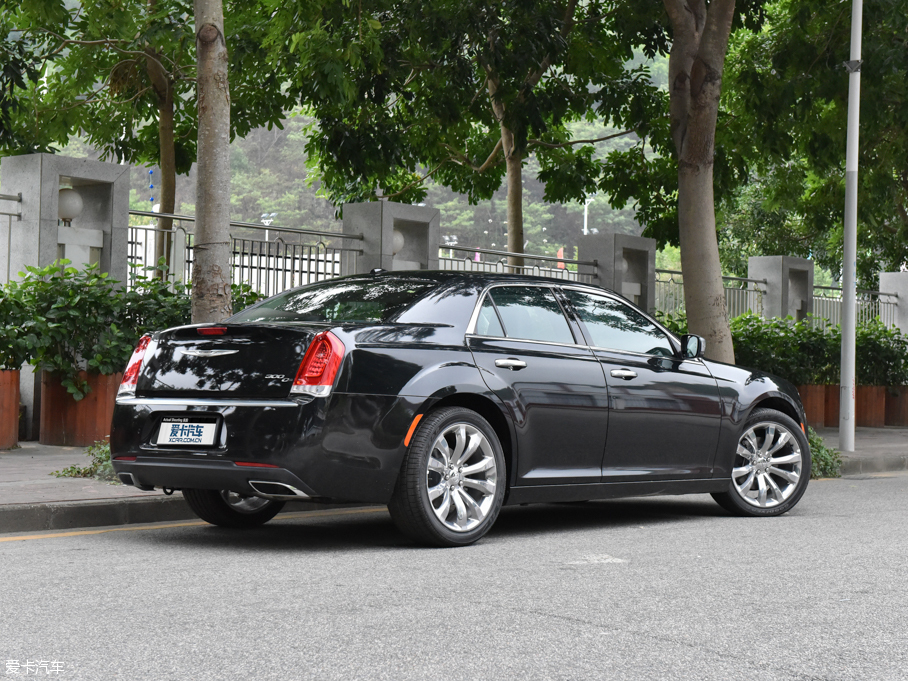 2016R˹300C(M) 3.0L Խ